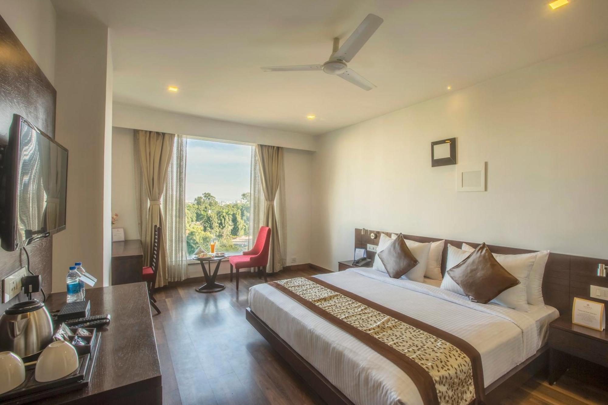 Vesta Grand Central Udaipur Eksteriør billede